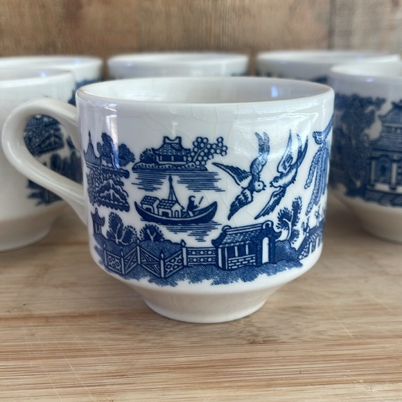 Vintage Churchill BLUE WILLOW Tea Coffee Cups England Staffordshire Transferware - Picture 6 of 10